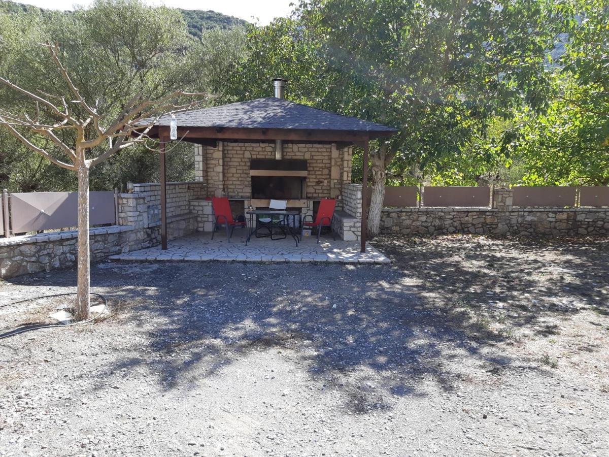 Ariadni Kalavryta Exterior photo